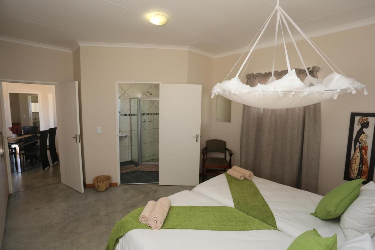 Orange House Self Catering Apartment Aus Ngoại thất bức ảnh