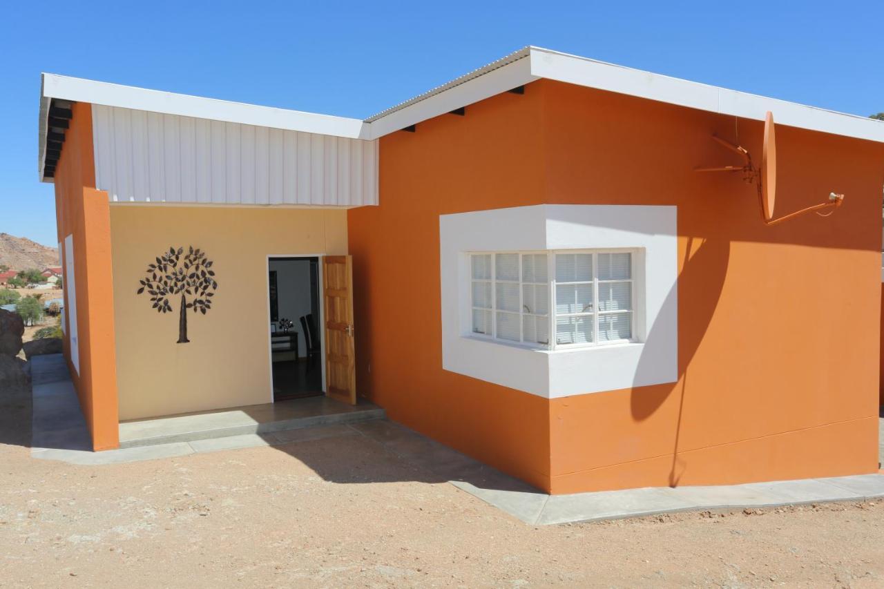 Orange House Self Catering Apartment Aus Ngoại thất bức ảnh